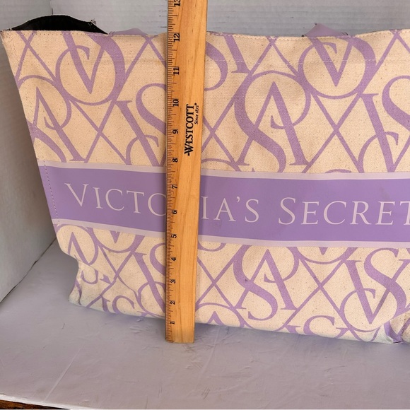 Victoria's Secret Purple and Beige Tote Bag Lavender & Vanilla - Picture 5 of 7